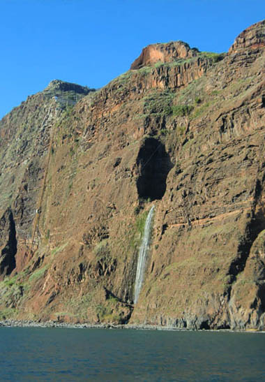 Steilküste ganz nah